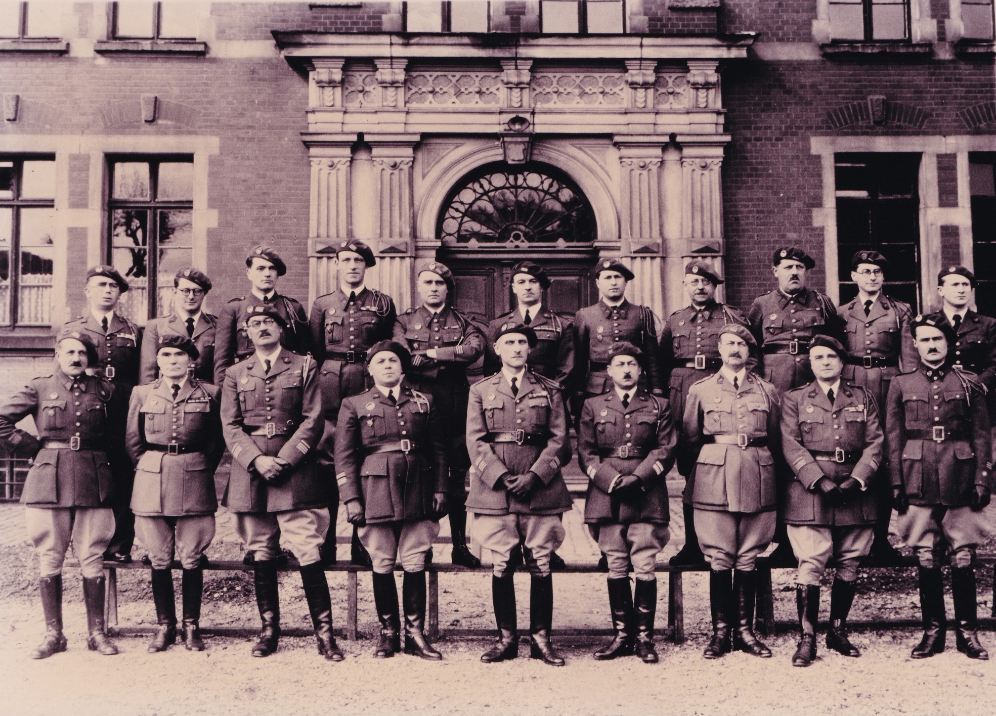 État-major du 146ème RIF à la caserne Barbot